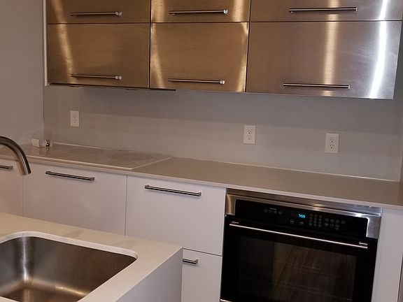 4th image of 1809 Saint Paul St APT 1