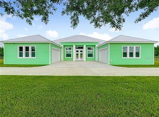 1530 County Line Rd, Oak Hill, FL 32759