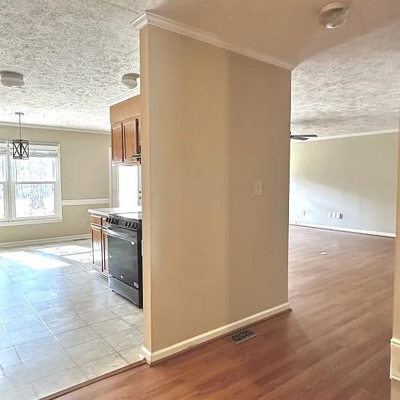 5613 Kingstree Dr — Photo 3