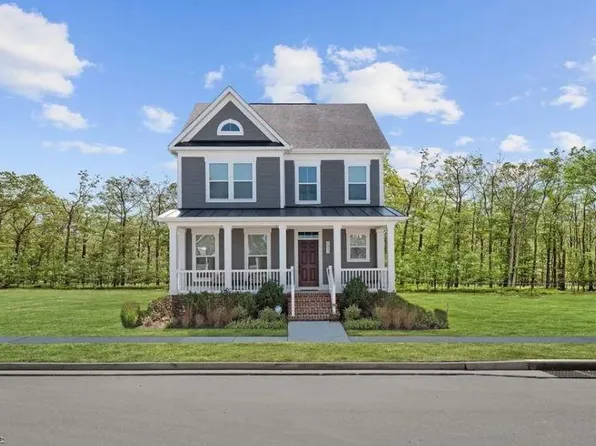 609 Big Bear Ln, Chesapeake, VA 23323