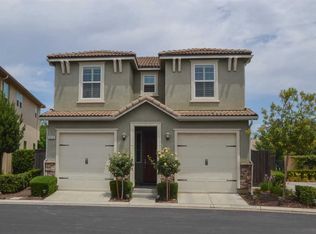 3210 W Illumination Dr, Fresno, CA