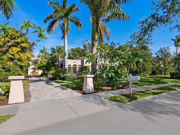 1839 Irving St, Sarasota, FL 34236