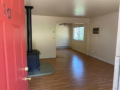 3rd image of 19220 Beauchamp Dr