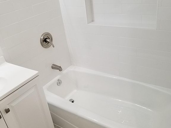 2nd image of 6207 Fulton Ave #22