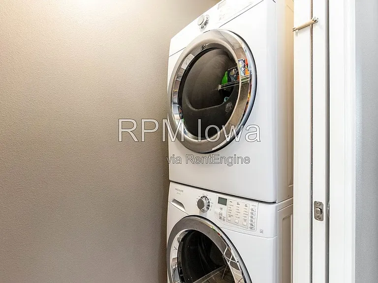 1651 SW Arlan Dr — Photo 31