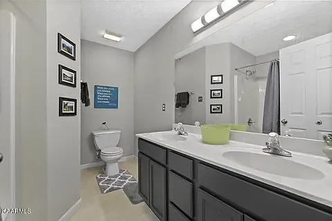 336 Creekview Ln — Photo 8
