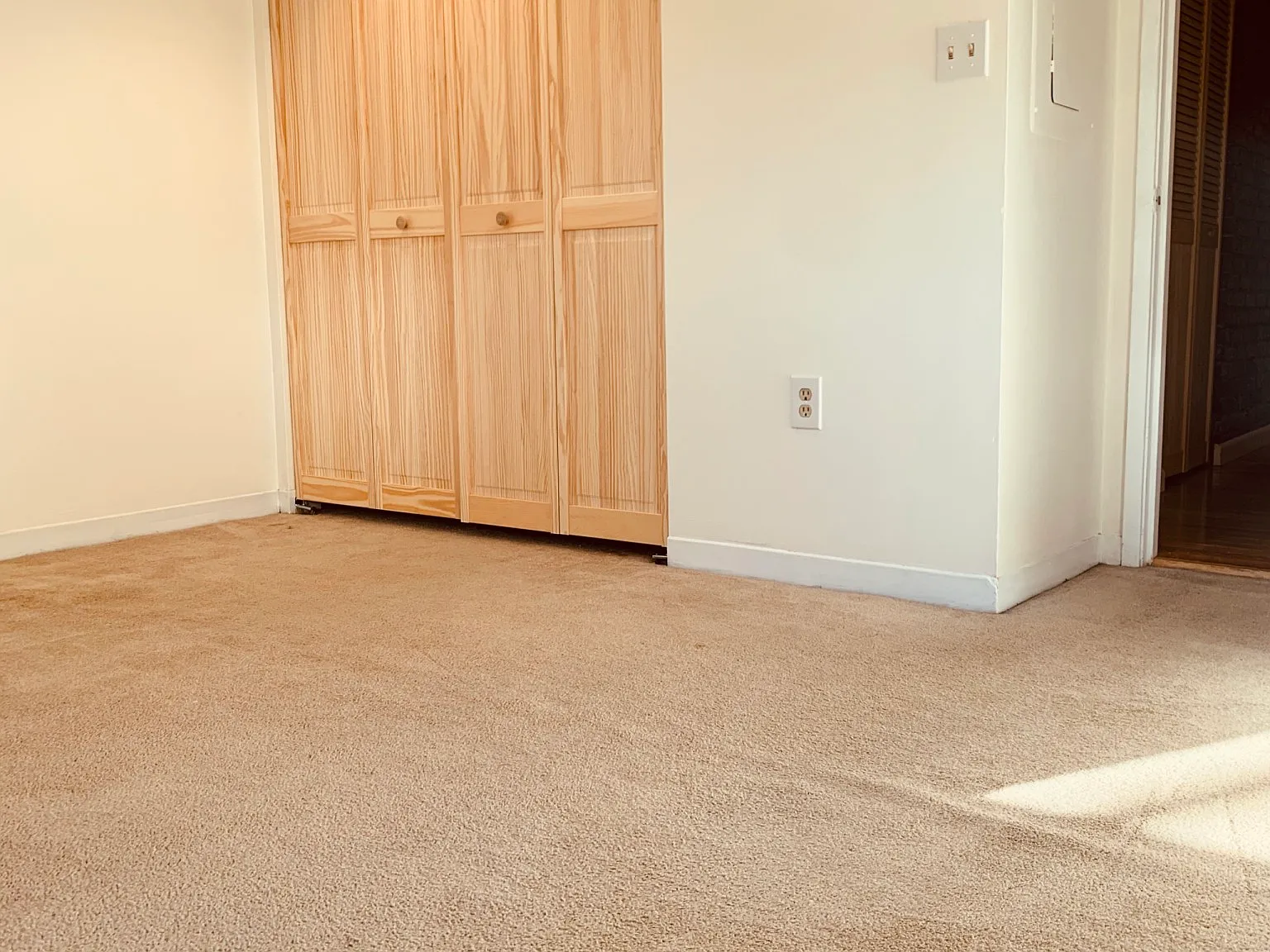 1 bed, 999 sqft, $2,900 — Photo 4
