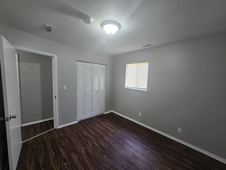807A Forest Dale Ln #A — Photo 7