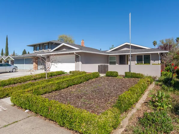 3225 Saturn Dr, Sacramento, CA 95827