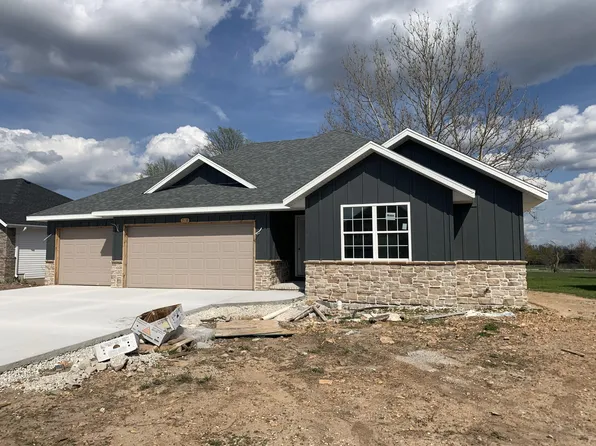 518 N Stella Court, Willard, MO 65781