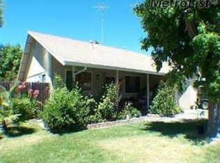 818 Fourness Dr, West Sacramento, CA 95605