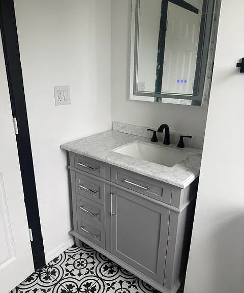 1067 W Wilkes Barre St — Photo 20
