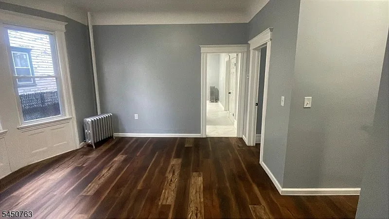 3 bed, 1.0 bath, $2,200 — Photo 4