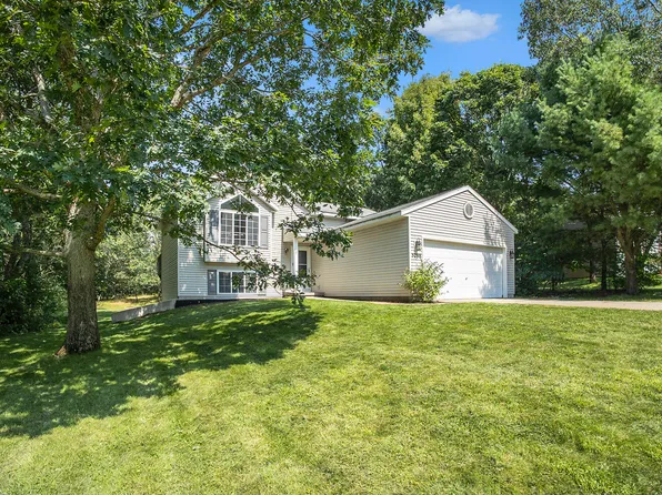 5298 Bittersweet Dr, Muskegon, MI 49445