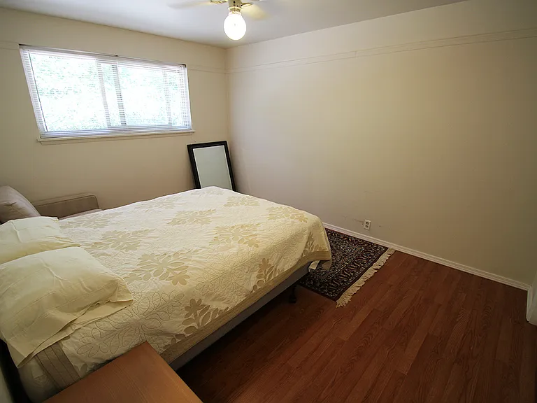 Caspian 10525 Apartments - Lake City — Photo 6