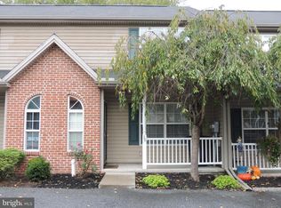 38 Petersburg Ln, Duncannon, PA