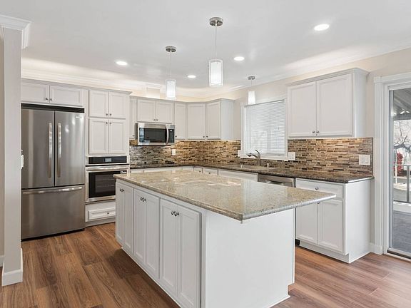 5th image of 2681 Cameron Park Dr Spc 146