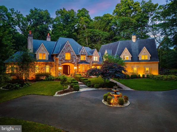 3525 Wellsford Ln, Doylestown, PA 18902