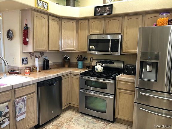 4th image of 1990 E Desert Greens Ln