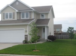 2712 SE Weatherstone St, Grimes, IA 50111