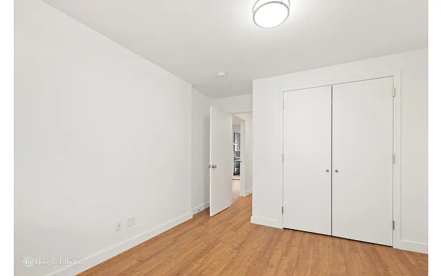 Rented by Douglas Elliman | media 23