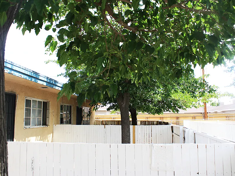 3406 Crest Ave SE — Photo 4