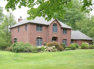 5465 Streamwood Dr, Erie, PA