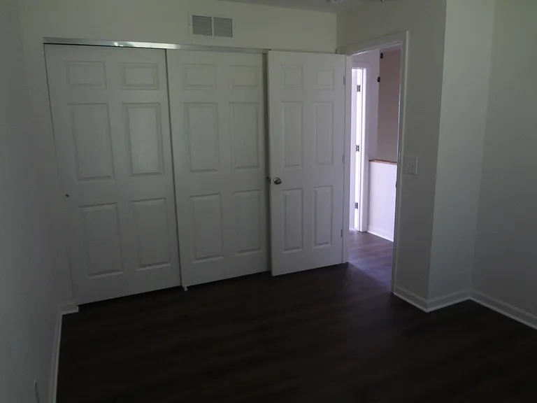 105 Fenton Park Ct — Photo 14