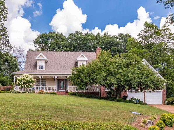 133 Baldridge Dr, Cottontown, TN 37048