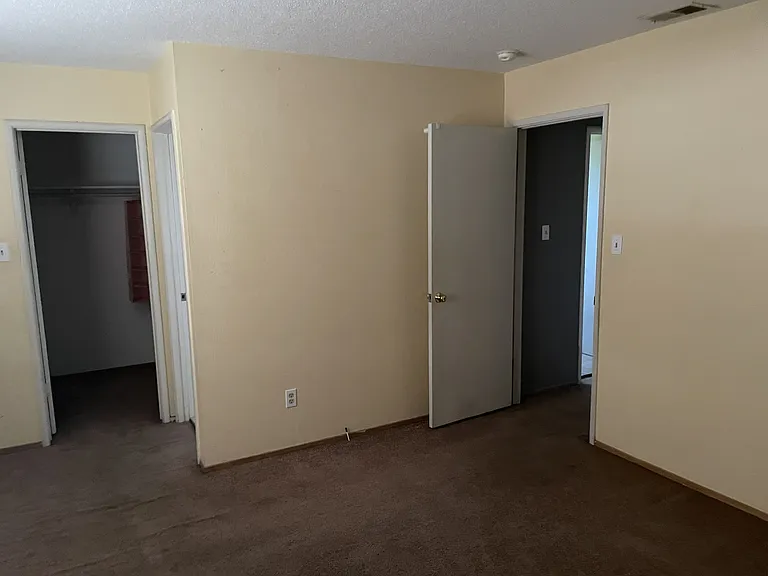 8595 La Riviera Dr — Photo 8
