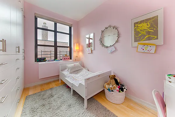 Rented by Halstead Real Estate | media 22