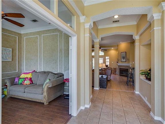 Entry way to the living room.
