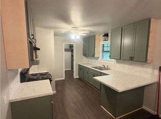 99 Falcon St, West Point, MS 39773
