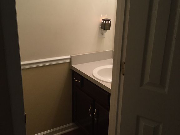 .5 Bath Down