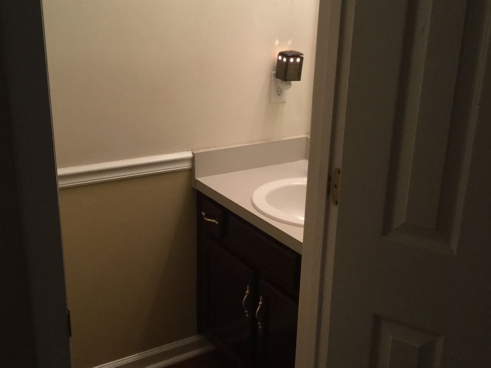 .5 Bath Down