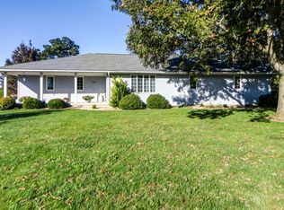 7687 Lakewood Rd, Weldon, IL 61882