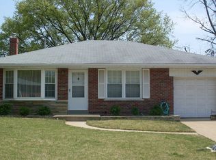 1812 Diane Dr, Saint Louis, MO 63125