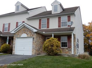 2215 Meadowsage Ct, East Stroudsburg, PA 18301