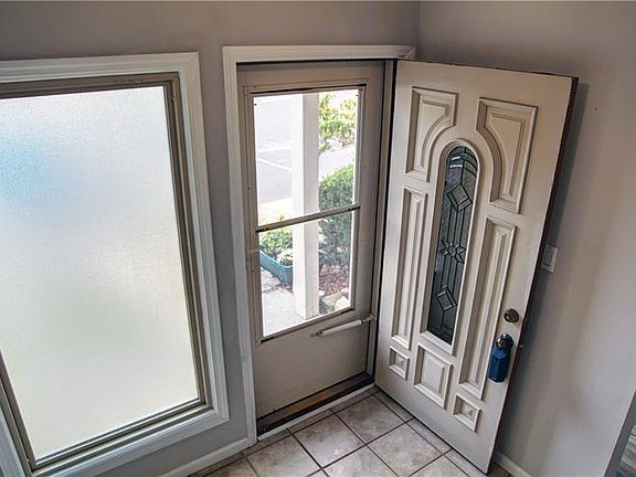 2nd image of 1812 Ashborough Cir SE APT B