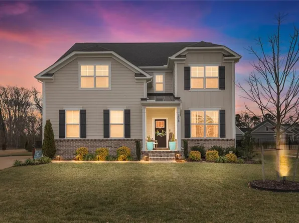 208 Saint Andrews, Smithfield, VA 23430