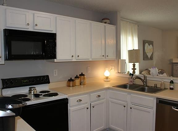 5th image of 2229 Bradford Pear Dr