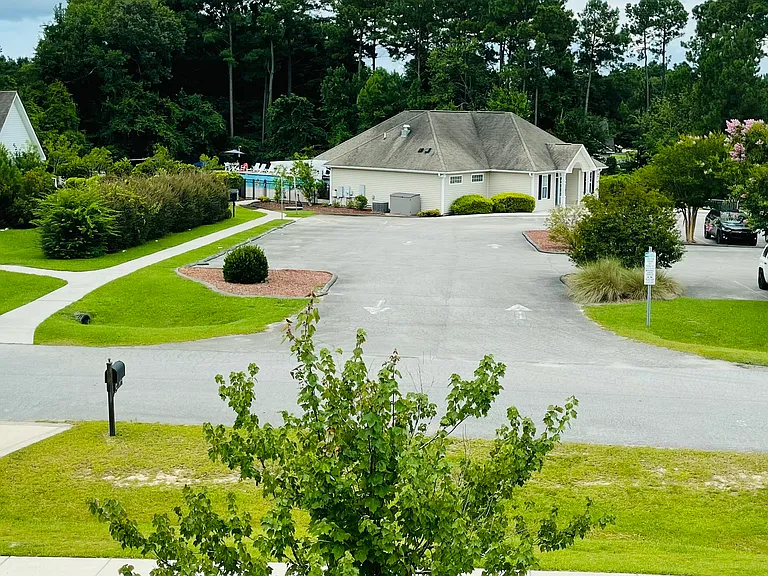 303 Elk Ct — Photo 8