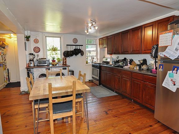 4th image of 361 17th St #1