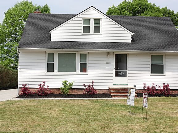 4th image of 30807 Willowick Dr