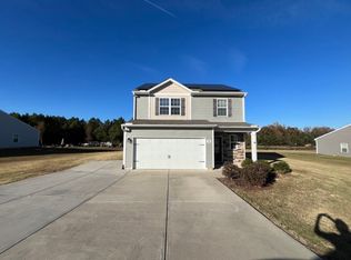 97 Coopers Meadow Dr, Clayton, NC 27520