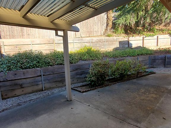 5th image of 7734 Southcliff Dr