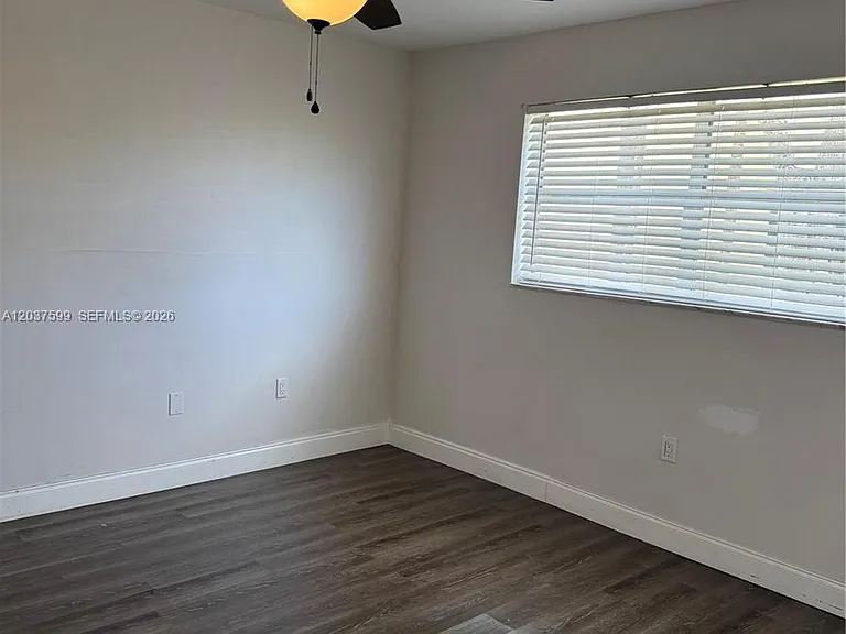 8325 Sunrise Lakes Blvd #103 — Photo 31