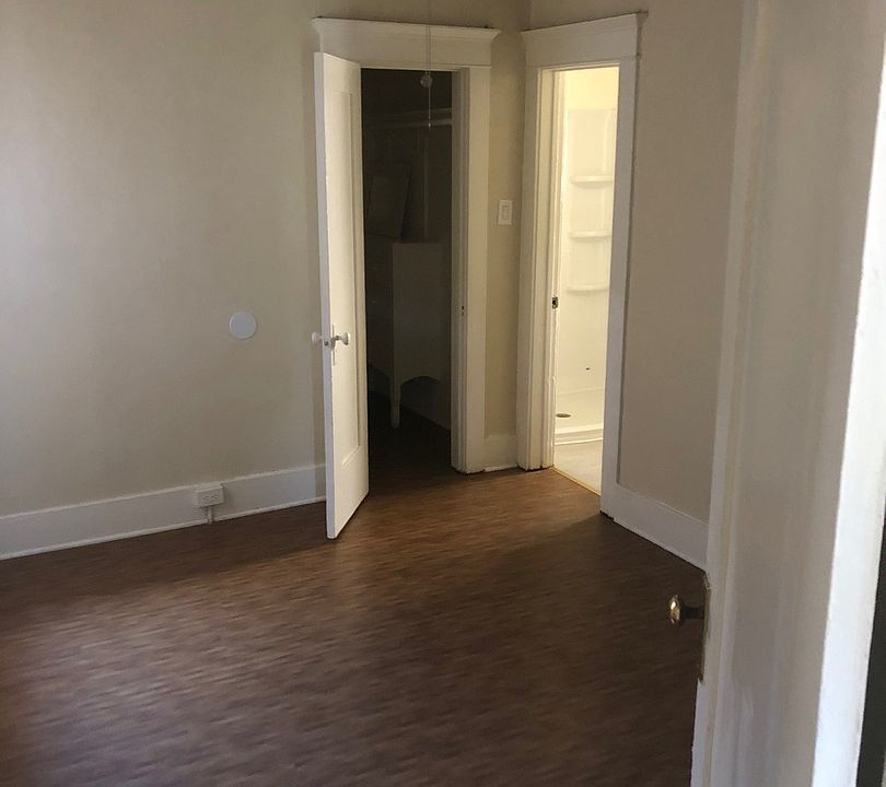 2nd image of 1140 E 3rd St APT 10