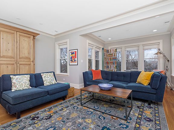 5th image of 1449 W Summerdale Ave APT 3