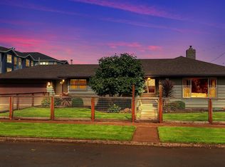 815 E 3rd St, Newberg, OR 97132